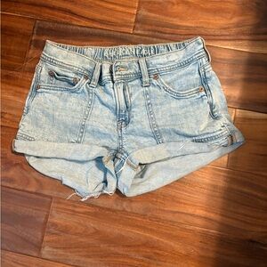 American Eagle Outfitters Light Wash Jean Shorts‎ (0800)
